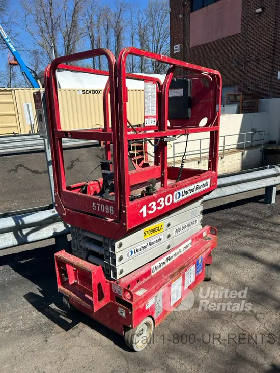 2018 MEC 1330SE Scissor Lift