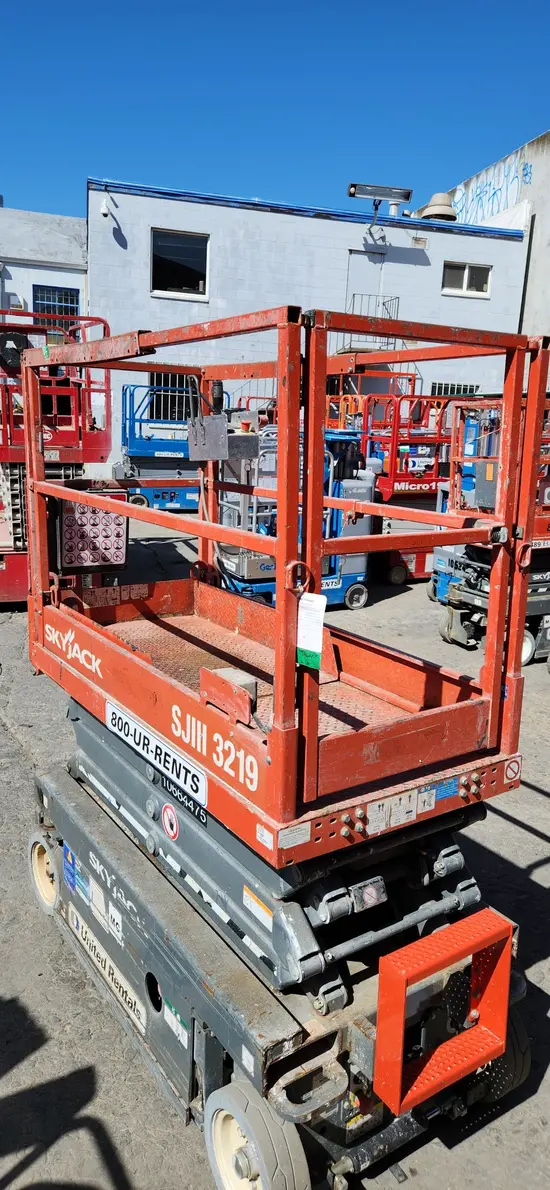 2017 Skyjack SJIII3219 Scissor Lift