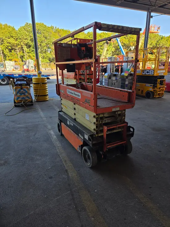2017 JLG 1932R Scissor Lift