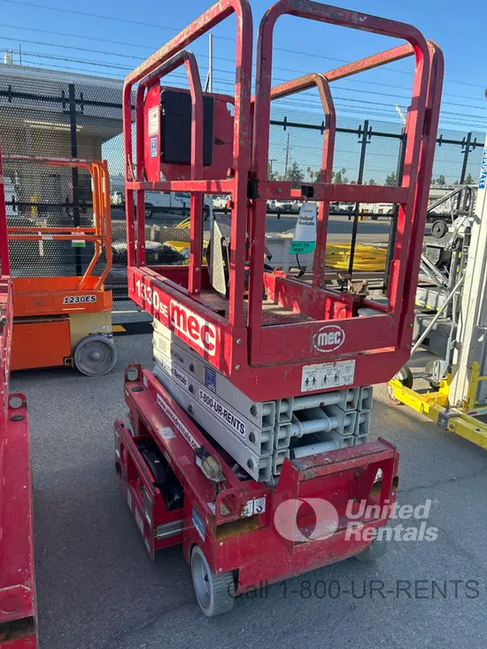 2018 MEC 1330SE Scissor Lift