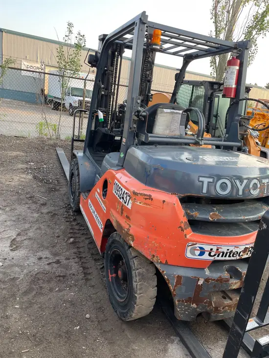 2019 Toyota 8FG35U Warehouse Forklift