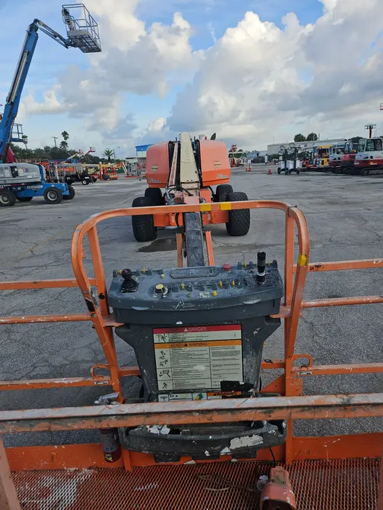 2019 JLG 660SJ Boom Lift
