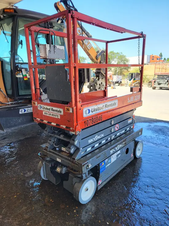 2018 Skyjack SJIII3219 Scissor Lift