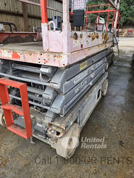 2017 Skyjack SJIII4632 Scissor Lift