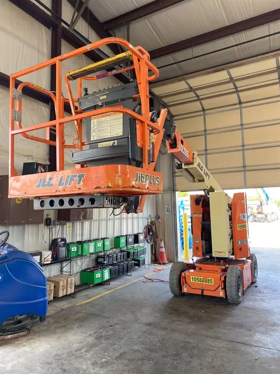 2017 JLG E300AJP Articulating Boom Lift