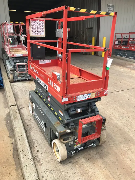 2016 Skyjack SJIII3219 Scissor Lift