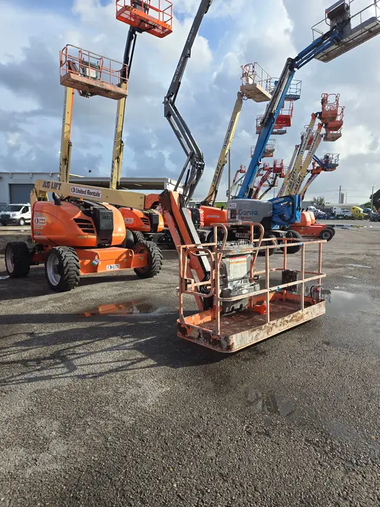 2016 JLG 600AJ Articulating Boom Lift