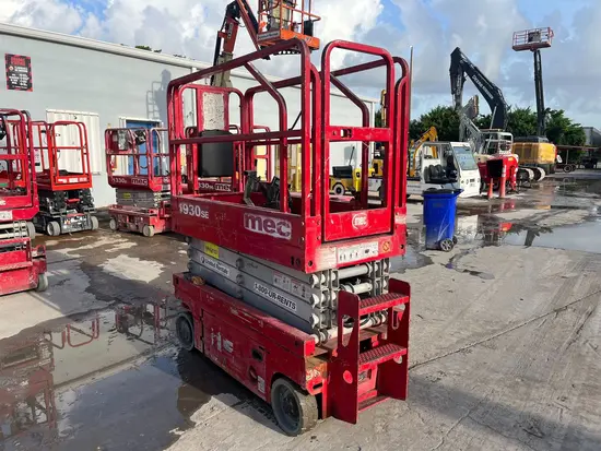 2017 MEC 1930SE Scissor Lift