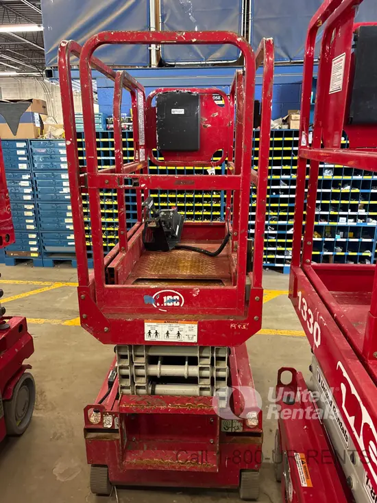 2018 MEC 1330SE Scissor Lift
