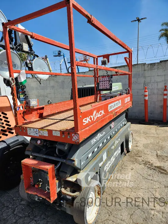 2018 Skyjack SJIII3220 Scissor Lift