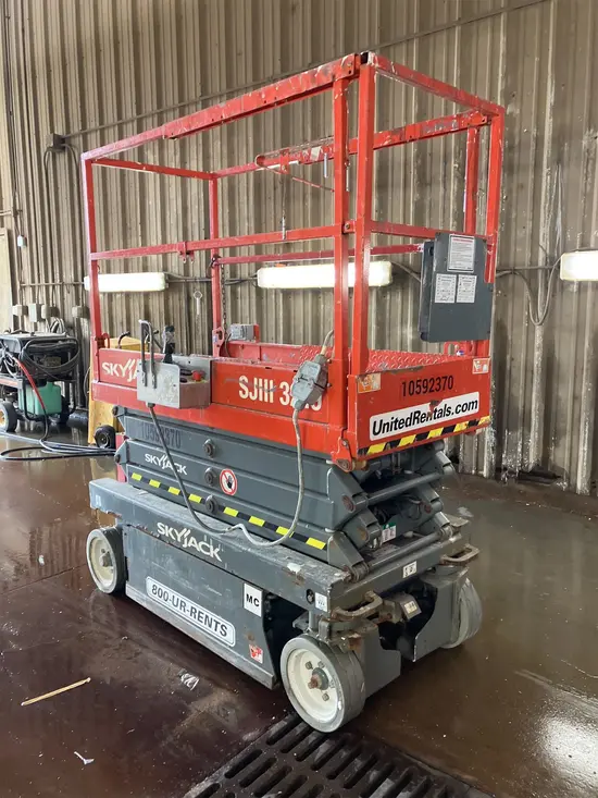 2017 Skyjack SJIII3219 Scissor Lift