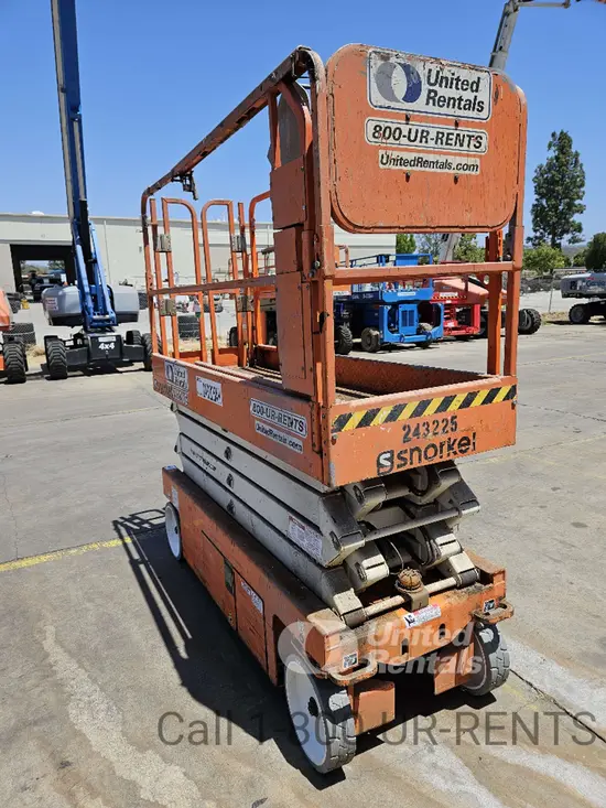 2020 Snorkel S3226E Scissor Lift