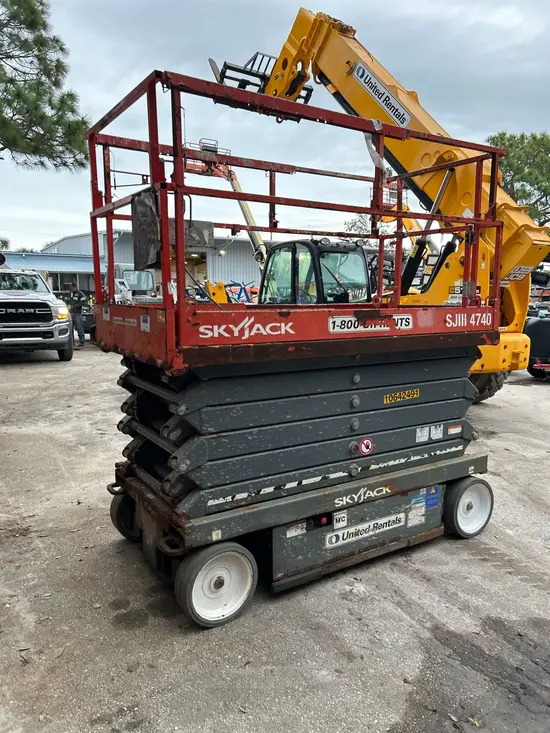 2017 Skyjack SJIII4740 Scissor Lift
