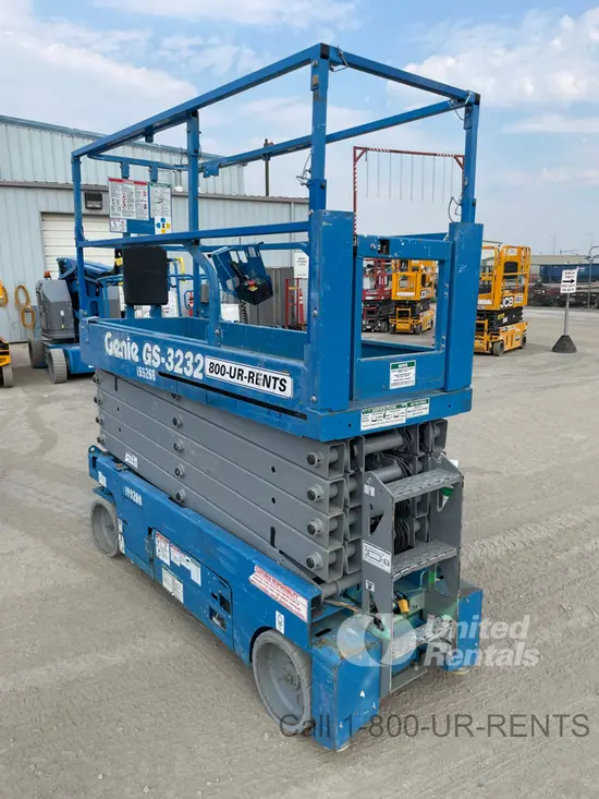 2017 Genie GS-3232 Scissor Lift