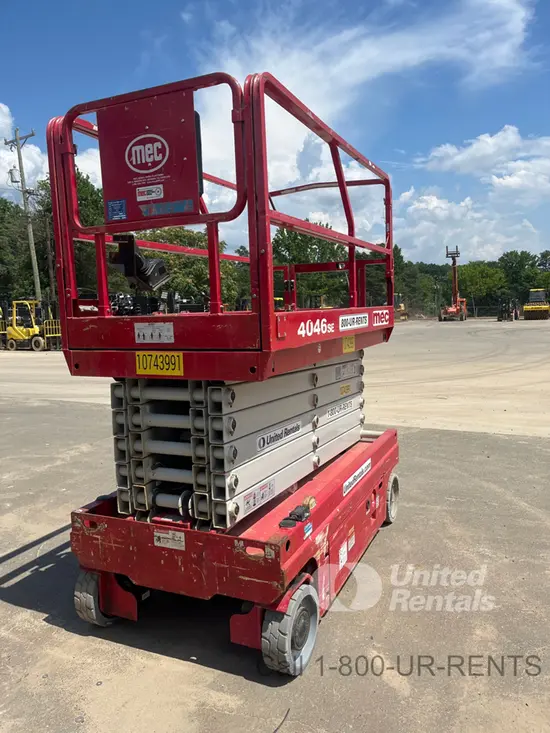 2018 MEC 4046SE Scissor Lift