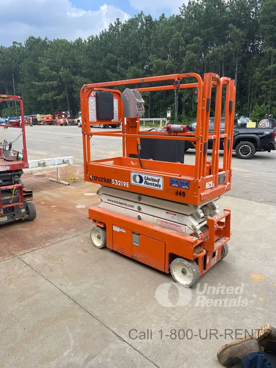 2022 Snorkel S3219E Scissor Lift