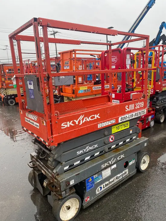 2018 Skyjack SJIII3219 Scissor Lift