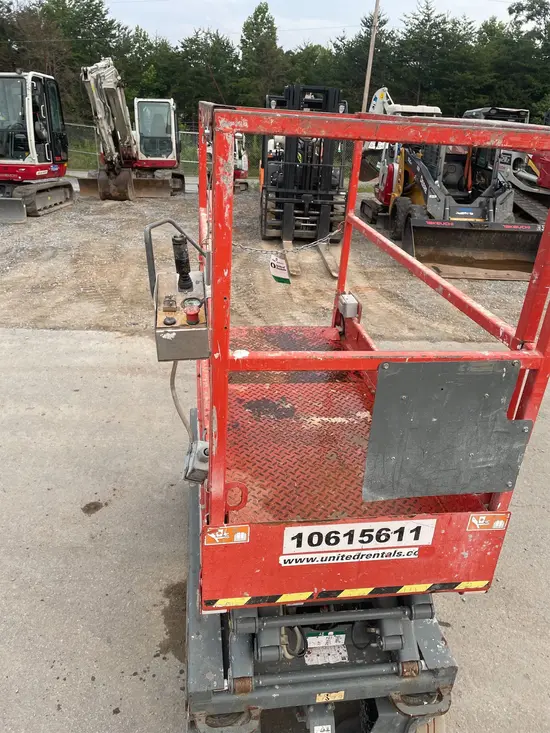 2017 Skyjack SJIII3219 Scissor Lift