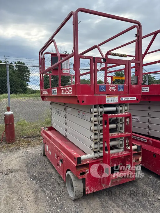 2017 MEC 4046SE Scissor Lift