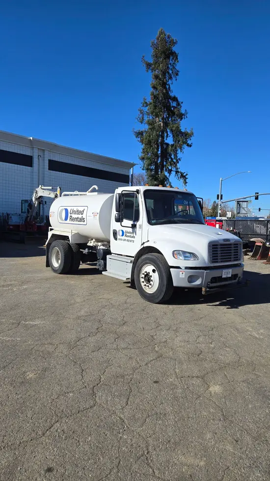 2021 Freightliner M2 106 WATER Water Truck