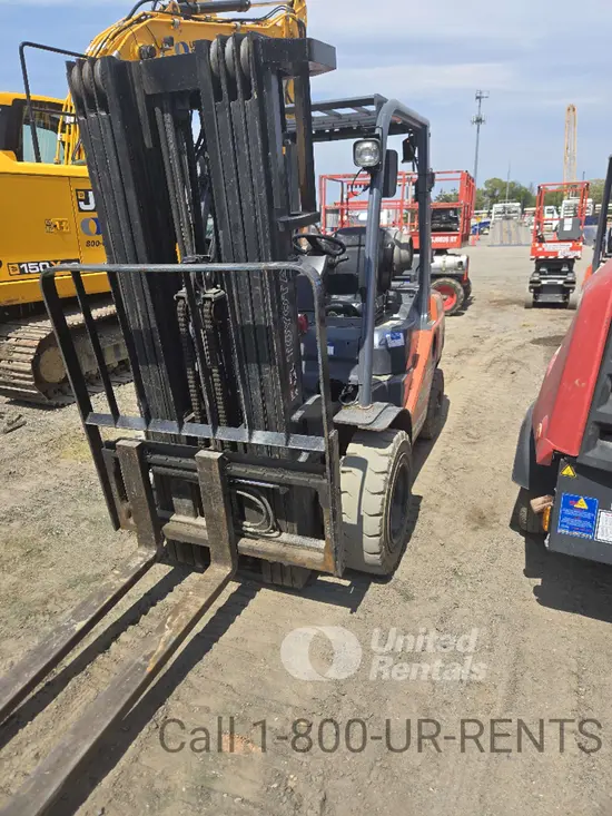 2018 Toyota 8FGU30 Warehouse Forklift