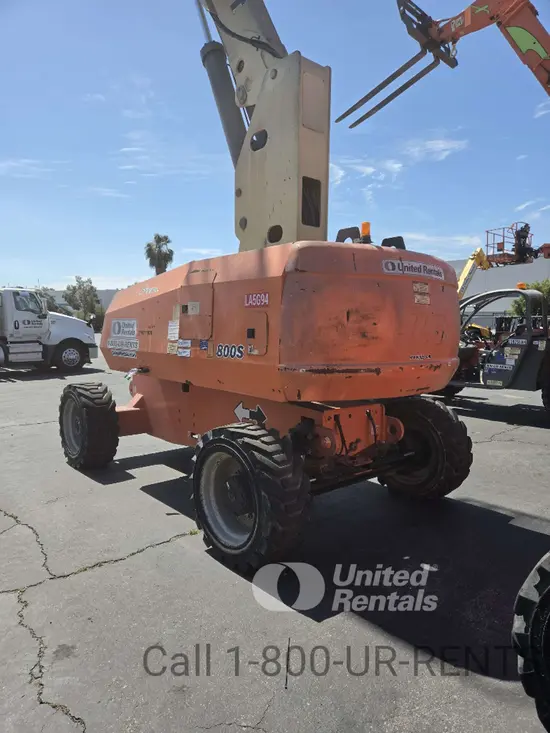 2018 JLG 800S Boom Lift