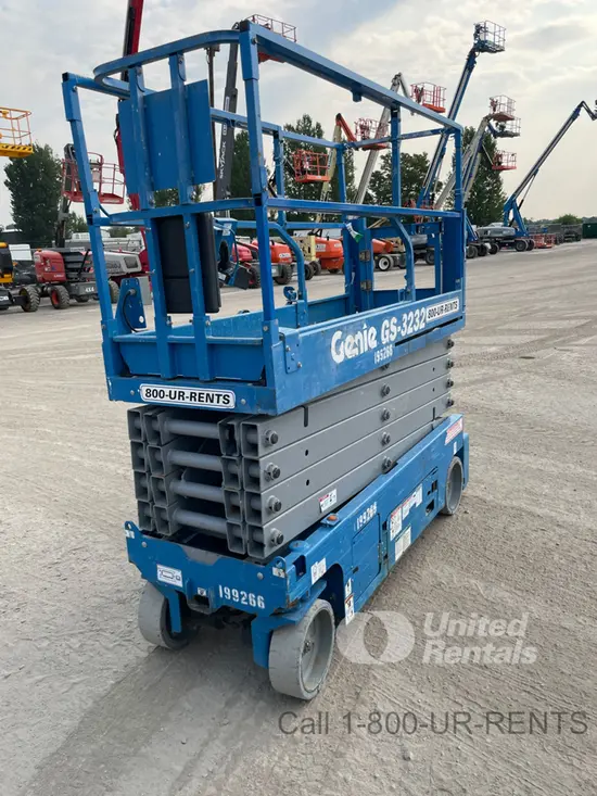 2017 Genie GS-3232 Scissor Lift
