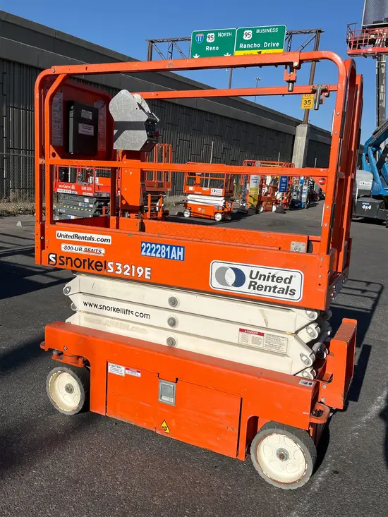 2019 Snorkel S3219E Scissor Lift