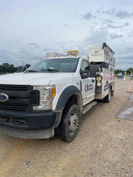 2017 Ford F550REGXLD4WD