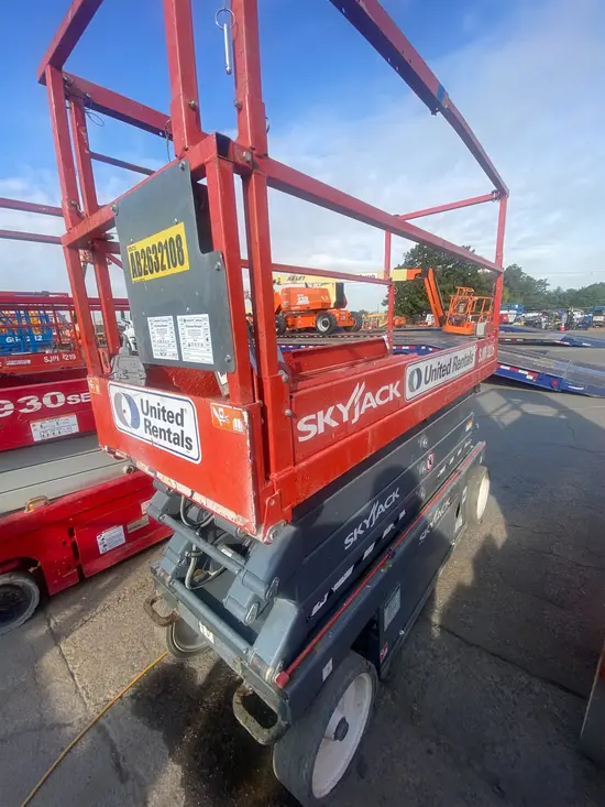 2018 Skyjack SJIII3226 Scissor Lift