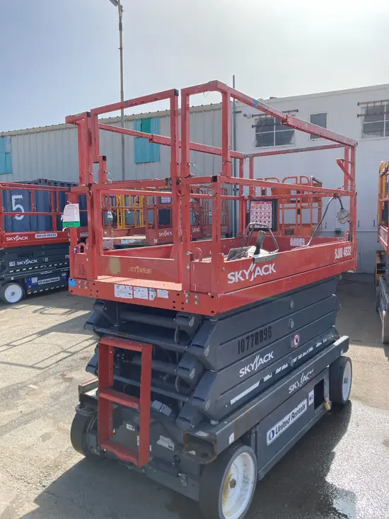 2018 Skyjack SJIII4632 Scissor Lift