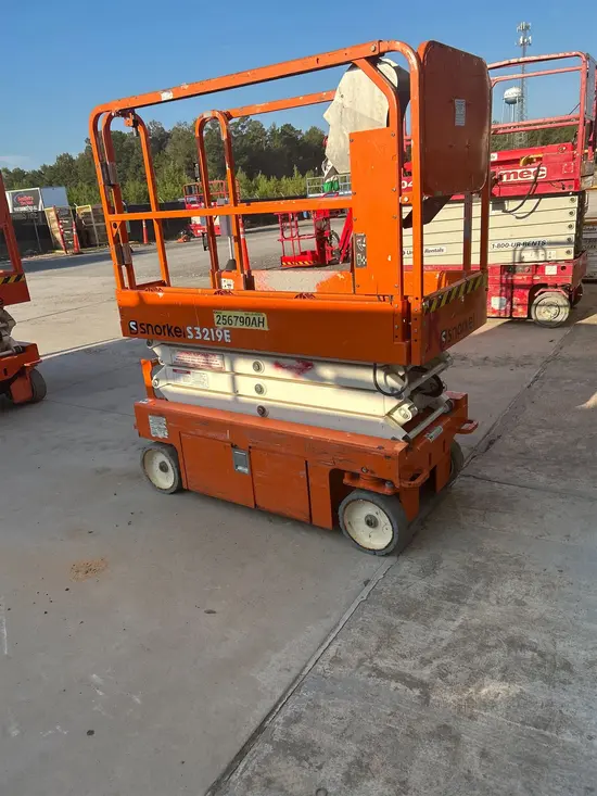 2020 Snorkel S3219E Scissor Lift