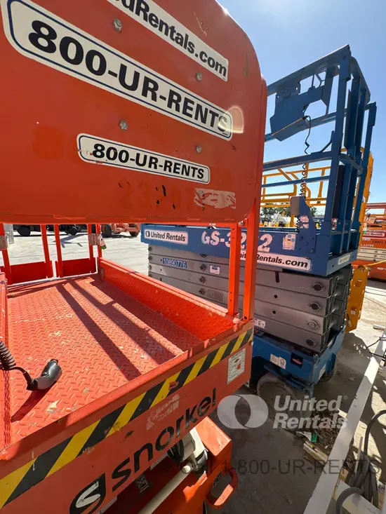 2019 Snorkel S3219E Scissor Lift