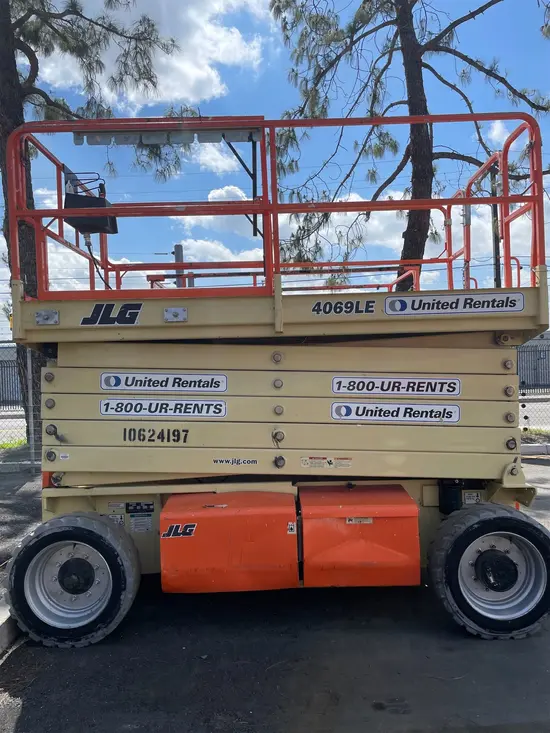 2017 JLG 4069LE Scissor Lift
