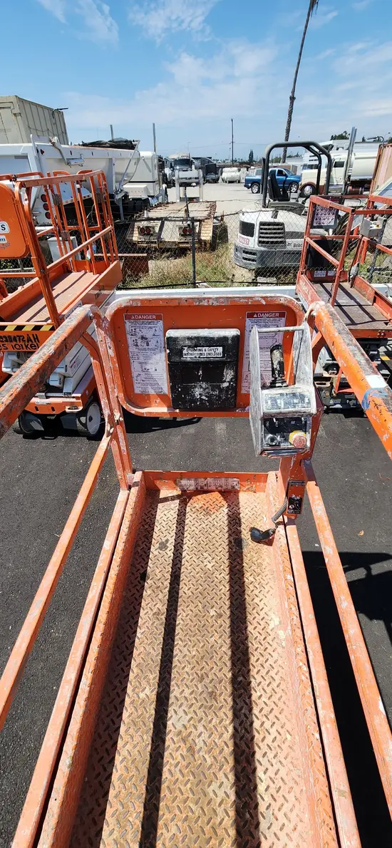 2019 Snorkel S3219E Scissor Lift