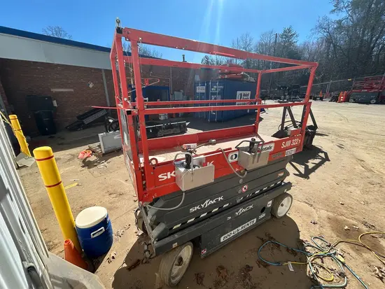 2018 Skyjack SJIII3226 Scissor Lift
