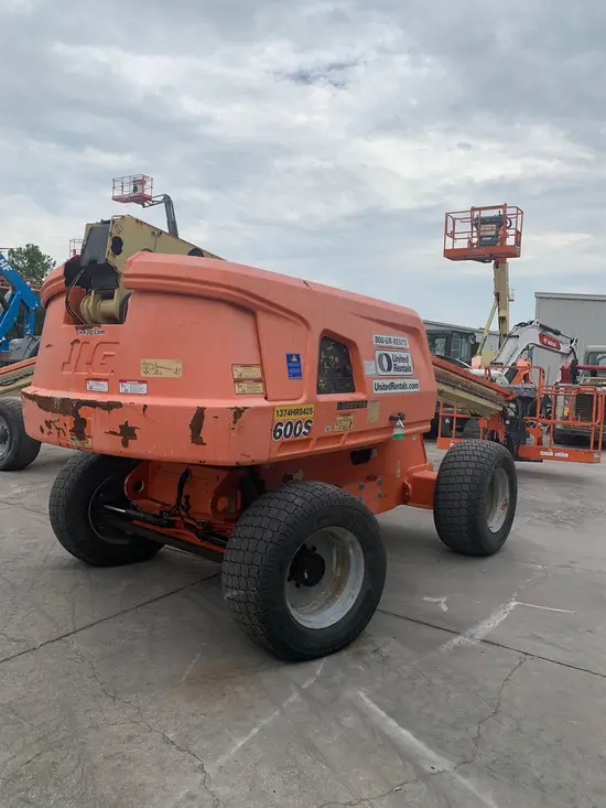 2017 JLG 600S Boom Lift