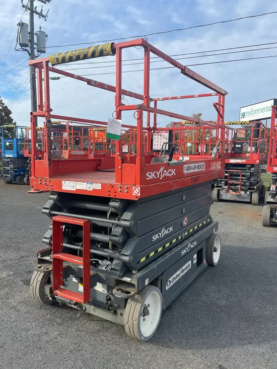 2017 Skyjack SJIII4632 Scissor Lift