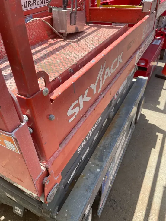 2018 Skyjack SJIII3219 Scissor Lift