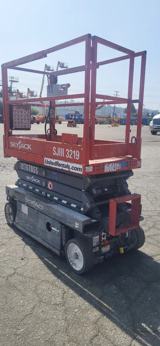 2018 Skyjack SJIII3219 Scissor Lift