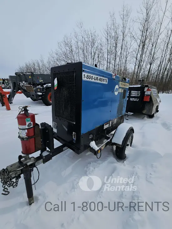 2021 Miller Welders Big Blue 500 Welder