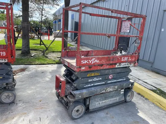2018 Skyjack SJIII3219 Scissor Lift