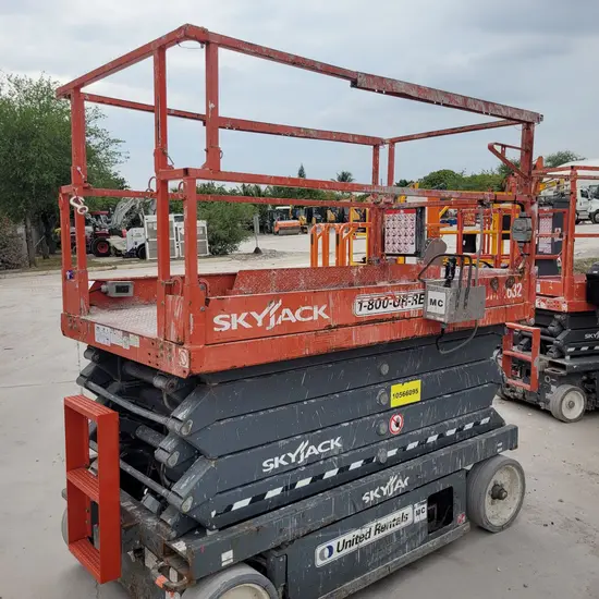 2017 Skyjack SJIII4632 Scissor Lift