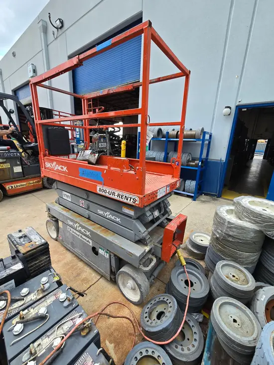 2018 Skyjack SJIII3219 Scissor Lift
