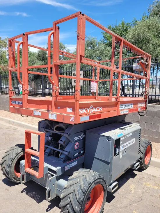 2018 Skyjack SJ6832RT Rough Terrain Scissor Lift