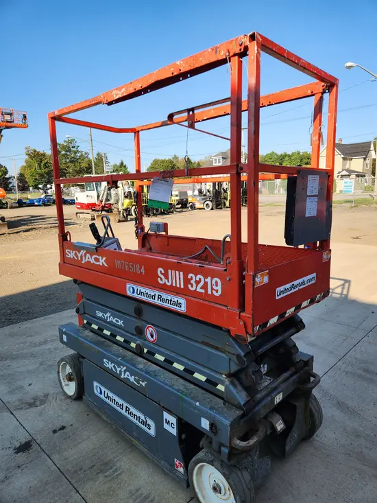 2018 Skyjack SJIII3219 Scissor Lift