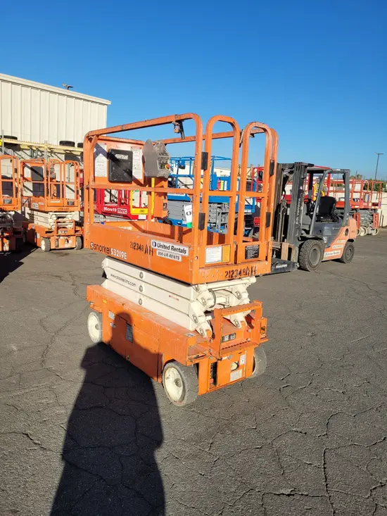 2018 Snorkel S3219E Scissor Lift