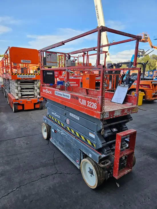 2017 Skyjack SJIII3226 Scissor Lift