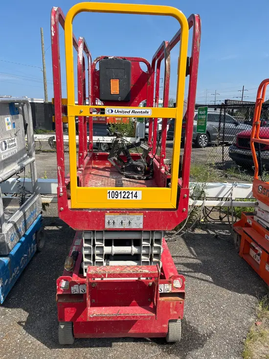 2019 MEC 1330SE Scissor Lift
