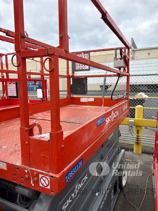 2018 Skyjack SJIII4632 Scissor Lift